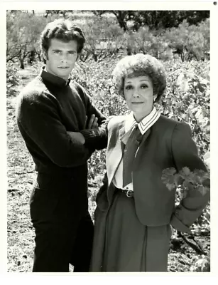 Original 8x6 Photo Falcon Crest TV Series Jane Wyman Lorenzo Lamas • £11.56