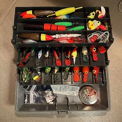 Lid Locker Tackle Box Full Of Vintage Fishing Lures Wiggle Warts Bagly Bards • $71