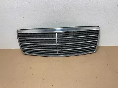 1994 To 1997 Mercedes W202 C230 Grill Grille Mesh Trim Panel Cover OEM 0060N • $89.99