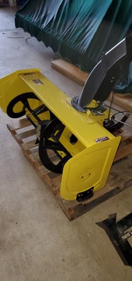 $1500 • Buy John Deere 47  Snowblower