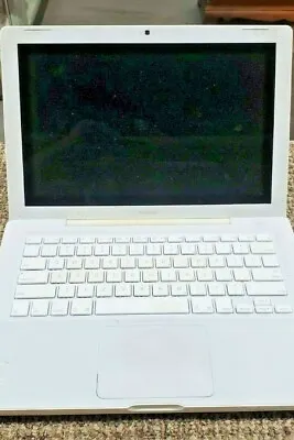 Apple MacBook Model 13  A1181(EMC 2092)1.83 GHz Core Duo- UNTESTED(FC12-T-G552) • $79.95