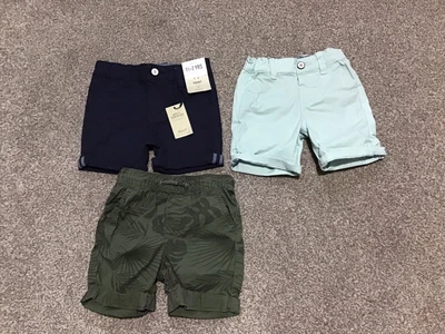 £1 • Buy Boys Shorts Age 18-24 Months