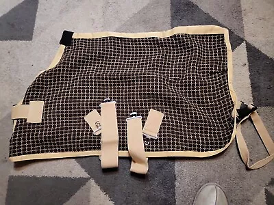 £18 • Buy IV Horse 2ft9 Waffle Stable Travel Rug Mini Foal