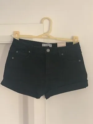 $20 • Buy BRAND NEW - Pull And Bear Black Button Up Shorts - Size 36 EUR