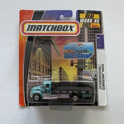 2009 Matchbox Real Working Rigs International Durastar 4400 Flatbed Wrecker • $15.99