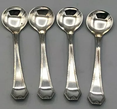 Sterling Silver Mfg. Co. Sterling Silver Set Of 4 Salt Spoons 2 5/8  • $75