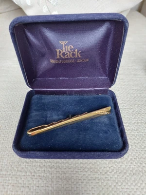 £3.99 • Buy Vintage Tie Rack Tie Pin Gold Tone Diamante Original Box Lovely Gift 