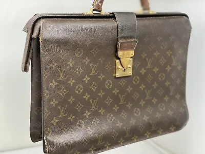 Louis Vuitton Monogram SERVIETTE FERMOIR BUSINESS Briefcase / Doctors Bag M53305 • $543