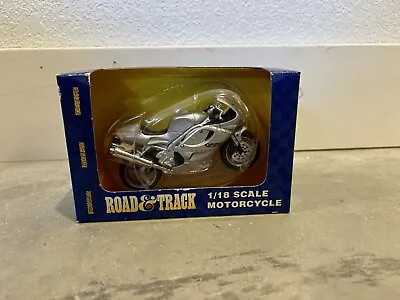 NEW Maisto Road & Track Dayton 955 Motorcycle 1:18 Scale Die-Cast • $17.50