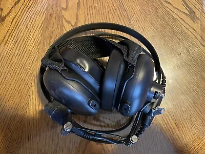 Motorola ENMN4016 Headset Behind The Ears Construction Noise Canceling W/PTT • $75