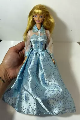 Vintage Mattel Princess Cinderella Barbie Blue Dress Blonde N0001-0139 Doll • $35.99