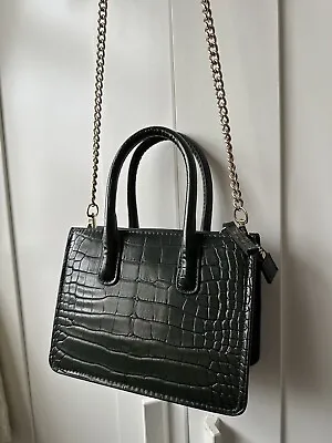 H&M Dark Green Faux Croc Adjustable Handbag With Removable Gold Chain Strap • £18