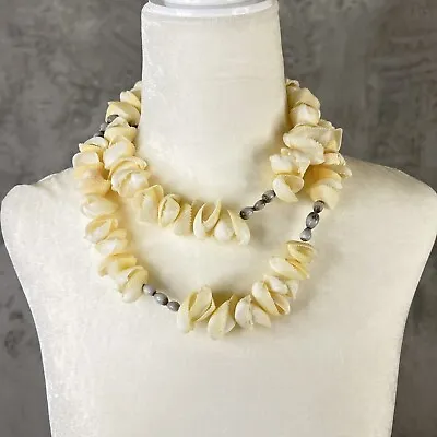 Vintage Seashell Shell Necklace 36  Lei Hawaiian Aloha • $23.49