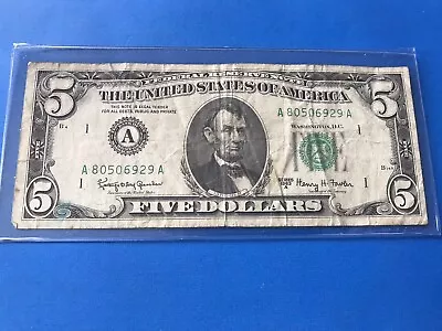 1963 A  $5 Five Dollar  Federal Reserve Note..  Loc #7e • $18