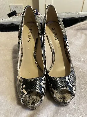 £5 • Buy Guess Mock Croc Peep Toe Heel Shoes Size 6 / 8M