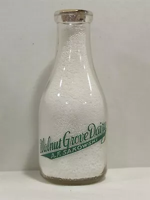 TRPQ Milk Bottle Walnut Grove Dairy A F Sakowski Farm Bristol CT HARTFORD COUNTY • $49.99