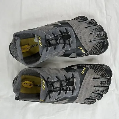 Vibram Men's 15M0701 KSO EVO Cross Training Grey/ Black Fivefingers Size 9.5 ? • $48.99