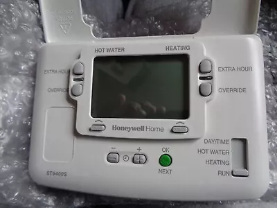 Honeywell Home 24 Hour 2 Channel Single Programmer ST9400S1001 New Boxed • £29.65