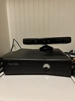 Microsoft Xbox 360 With Kinect 4GB Black Console 98%  New Never Really Used It. • $150
