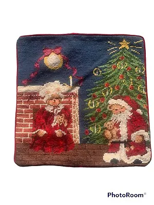 Christmas 🎄 Vintage Needlepoint Cushion Cover 34x34cm-24 • £25