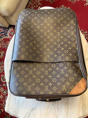 Authentic LOUIS VUITTON Vintage Suitcase • £770.56