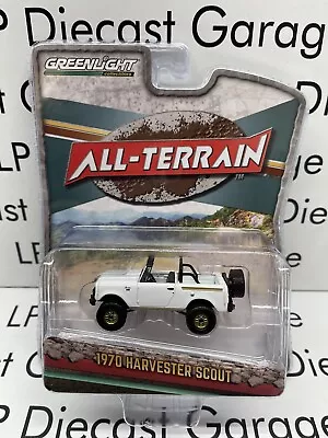 GREENLIGHT 1970 International Harvester Scout 1:64 Diecast White & Gold NEW • $12.99