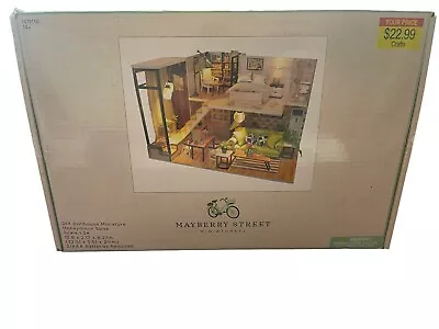 Mayberry Street Miniatures Honeymoon Suite DIY Dollhouse Miniature 1:24 Scale • $16