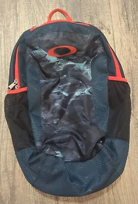 Oakley Enduro 20L Men's Backpack Blue Red Digital Camo Style School Or Travel • $23.99