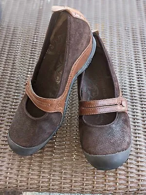 Merrell Plaza Bandeau Womens Brown Suede Comfort Wedge Hiking Shoes Size 7.5 • $21.99