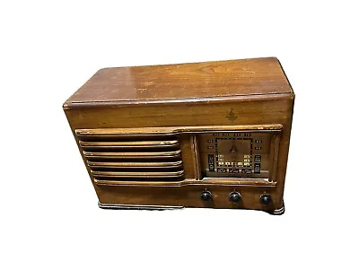 WOODEN ANTIQUE VINTAGE TUBE RADIO Vintage Beautiful • $99.99