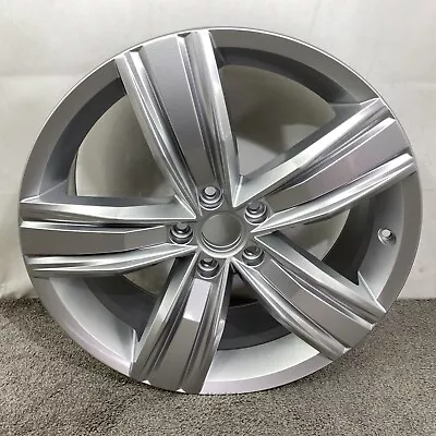 Genuine Volkswagen Tiguan 19” Victoria Silver Alloy Wheel 5nn601025c *10h-4a • $462.43