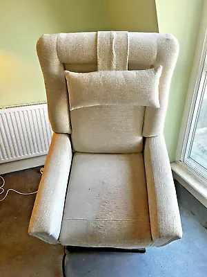 £80 • Buy Q Motion Ltd  Electric Mobility Rise And Recline Arm Chair