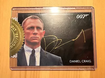2013 Rittenhouse DANIEL CRAIG James Bond ON CARD AUTO Skyfall *sealed* • £180