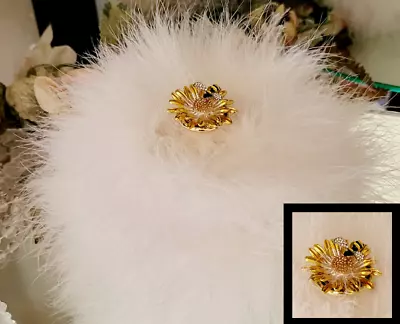 Honey Bee Powder Puff Body Dusting Ivory Fur Puff Down Feather Trim • $44.95