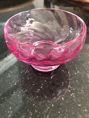 Vintage Caithness Footed Ribbed Glass Bowl In A Fuscia Pink - 9.5cm Diameter • £4.50
