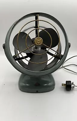 Vintage 1940's Vornado Jr. Green Metal Blade Fan Model 1402 MCM Table Top READ • $79