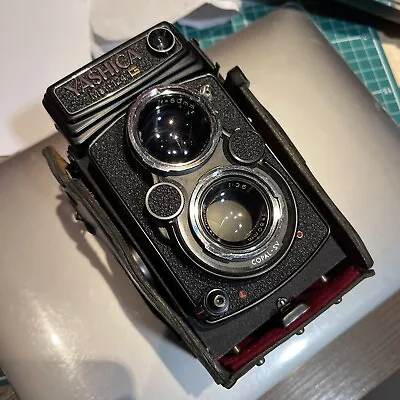 Yashica Mat 124g Camera • £185