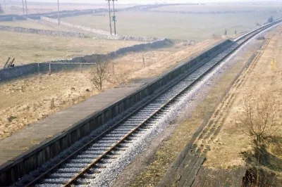 Photo  Derbyshire  Hurdlow Railway Station 1968 • £3