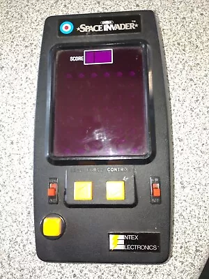 Vintage Space Invader Handheld Game Console . Entex Electronics.  1980. Black • £34