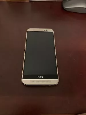 HTC One M9 - 32GB - Gold On Silver (Verizon) Smartphone • $79