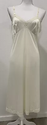 VTG Lingerie Vanity Fair Nightgown Sz 36 Ivory Cream Lace Trim Adjustable USA • $14.99