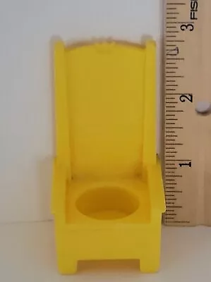 Vintage Fisher Price Little People Castle Yellow Throne #993 • $8.99