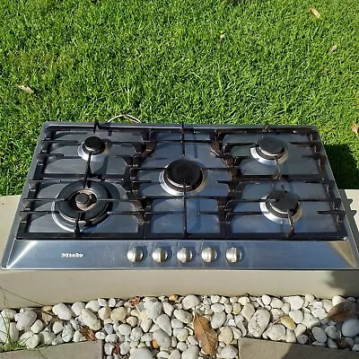 $450 • Buy Miele 5 Burner Gas Cooktop