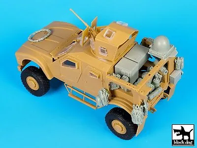 Black Dog 1/35 Oshkosh M-ATV MRAP WIN-T Inc.1 Set With Equipment (Panda) T35150 • $33.96