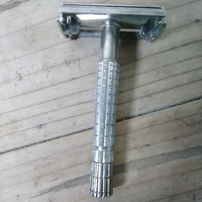 Gillette Flaretip Superspeed Vintage DE Safety Razor Made In England PAT 694093 • £36.99