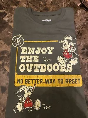 Disney Mickey Mouse And Friends Enjoy The Outdoors Camping Tee Shirt Men Size L • $19.99
