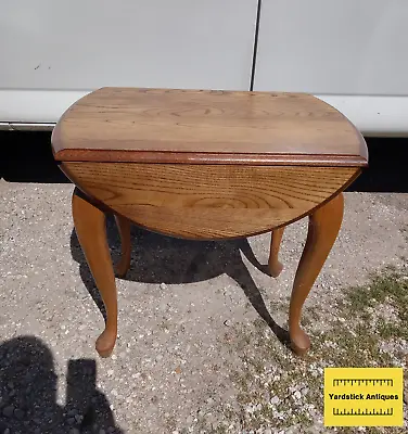 Oak Drop Leaf End Table / Side Table  (ET205) • $349