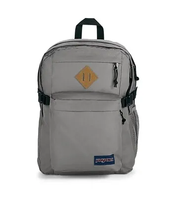 JanSport Main Campus Backpack I Style: JS0A4QUL7H6 I Color: Graphite Grey • £47.71