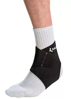 Mueller Wraparound Ankle Support OSFM • $12.99