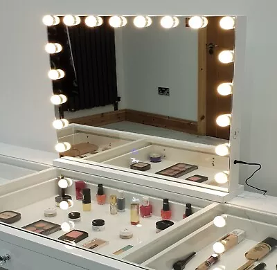 Hollywood Mirror 3 Color Light XLARGE High Definition Mirror 18 Bright LED Bulbs • £97.99